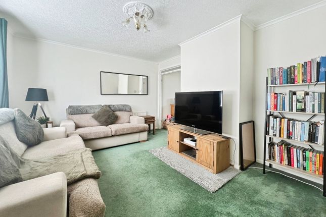 74, Surrey Crescent, Consett photo 2
