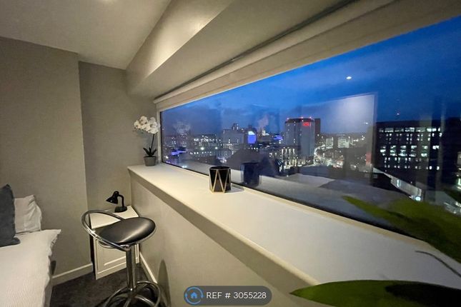 Flat, Albion Street, Leeds photo 5