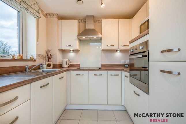Flat for sale in Francis Court, Barbourne Road, Worcester