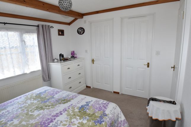 Mobile/park home for sale in Kingfisher Drive, Skegness