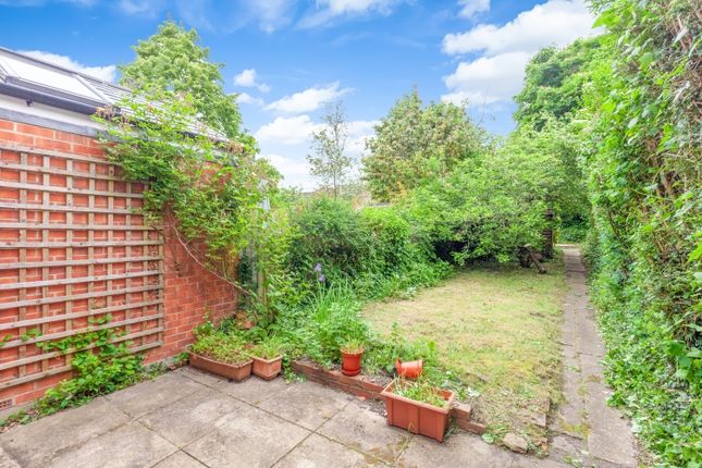 Semi-detached house for sale in Argyle Street, Oxford