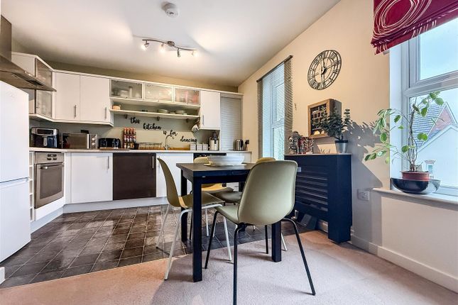 Flat 15, Temeraire House, Oysell Gardens, Fareham photo 3