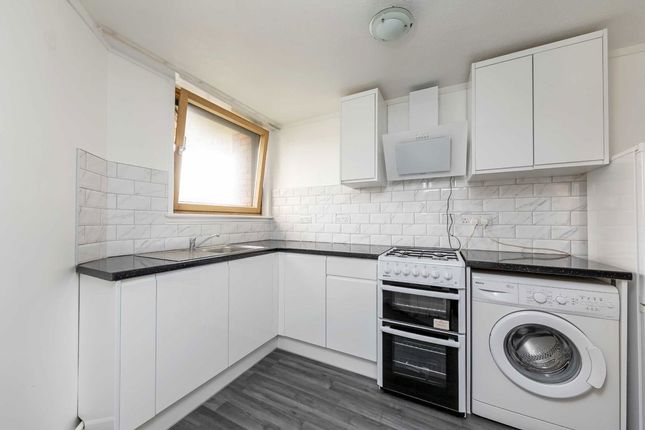 16, Upper Berenger Walk, London photo 2