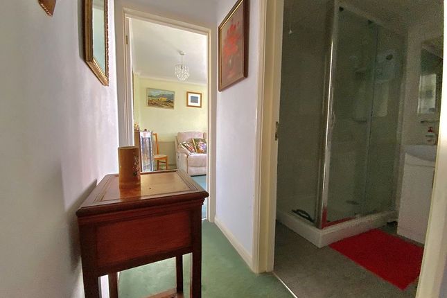 Flat 4, Rosevean House, Rosevean Gardens, Plymouth photo 3