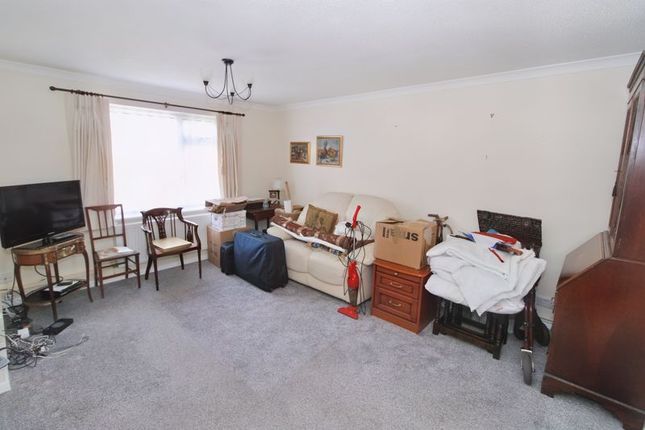 Property for sale in Oakengrove Road, Hazlemere, High Wycombe