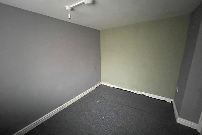flat 3, 68 Abergele Road, Colwyn Bay photo 4
