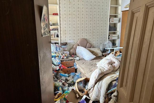 2, Albert Terrace, MAESTEG photo 4