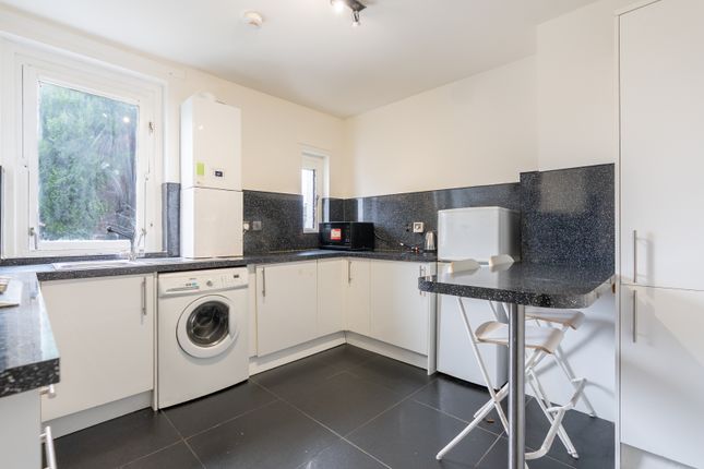 592 Main Street, Bellshill photo 4
