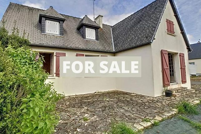 Thumbnail Detached house for sale in Saint-James, Basse-Normandie, 50240, France