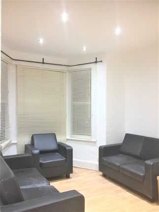 Thumbnail Flat to rent in Belgrave Rd, Ilford