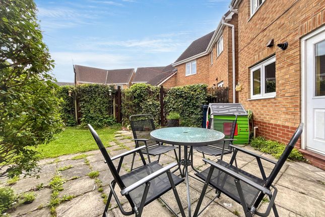 11 Olwen Drive, Hebburn photo 3