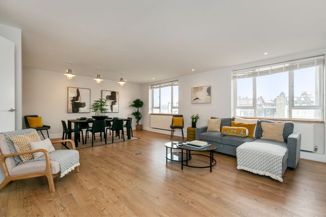 Flat 30,, Petersham House, London photo 2