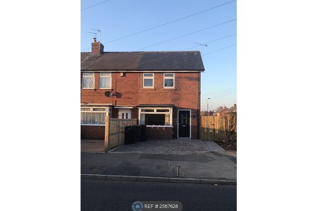 Front Of Property Including Drive