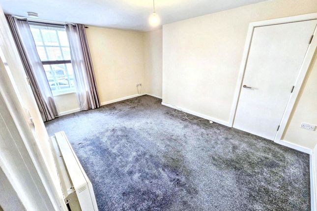 Flat 4, Priestpopple, Hexham photo 4