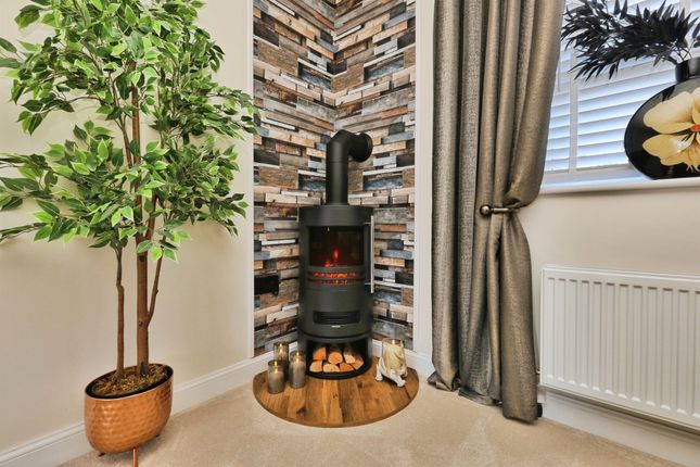 23, Revill Road, Worksop photo 3