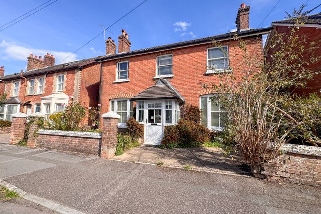 3-bed detached on 21, Grove Road, Wimborne, £495,000