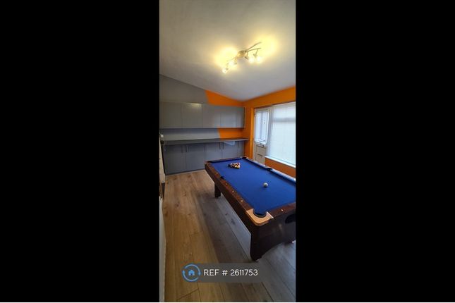 Games Room / Bar