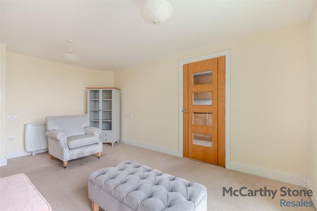 54 Glenhills Court, Little Glen Road, Leicester photo 4