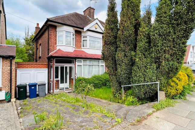 Thumbnail Property for sale in Chanctonbury Way, London