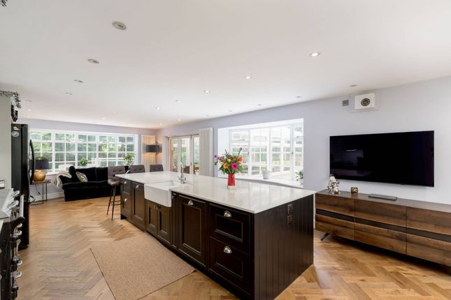 Mauricewood Road, Penicuik photo 4