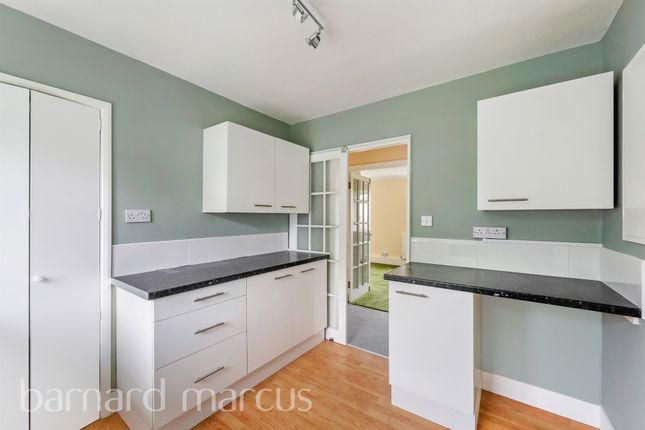 Flat for sale in Benhill Wood Road, Sutton