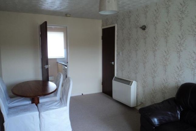 Flat to rent in South Scotstoun, South Queensferry