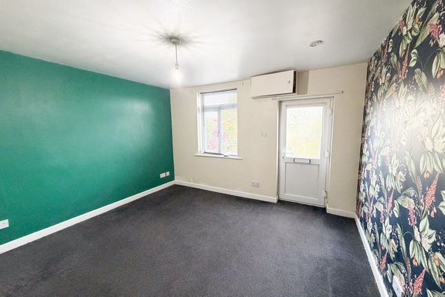 14, Windy Arbour, Stoke-on-Trent photo 3