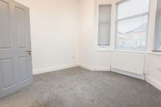 Ground Floor Flat, 28 Whittington Road, London photo 3