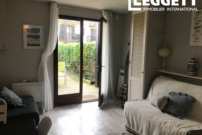 Thumbnail Apartment for sale in Ouistreham, Calvados, Normandie