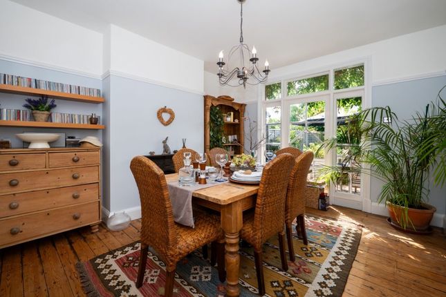 12, Elmfield Avenue, Leicester photo 4
