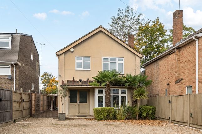 3-bed detached on 1b, Uplands Park Road, Enfield, £700,000