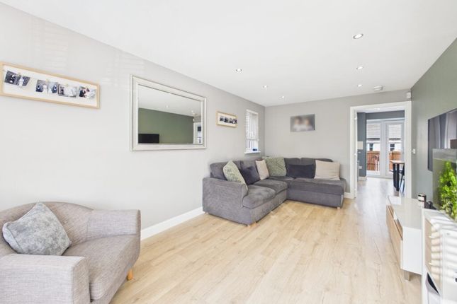 29, Clippens Drive, Edinburgh photo 4