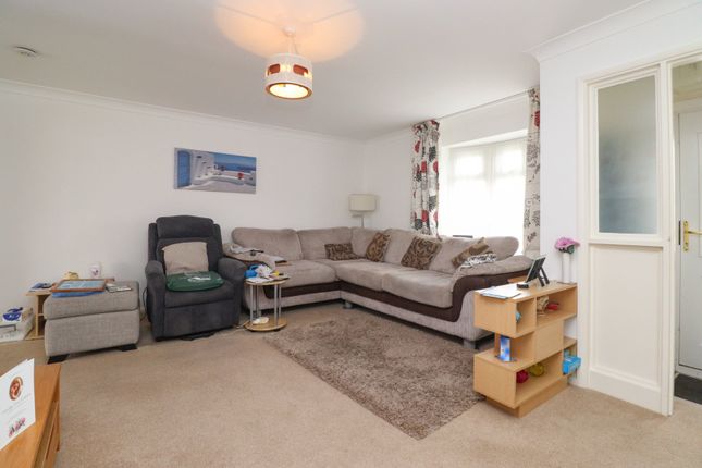 79, Canterbury Road, Kent photo 3