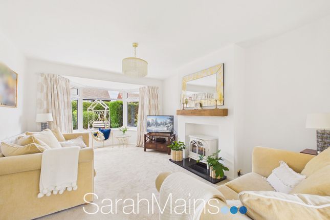 18 Windermere Gardens, Newcastle Upon Tyne photo 2