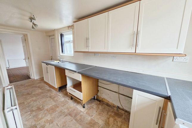 66, Dodworth Road, Barnsley photo 4