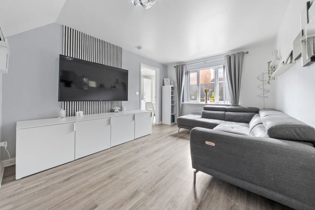 19 Craigswood Crescent, Glasgow photo 2