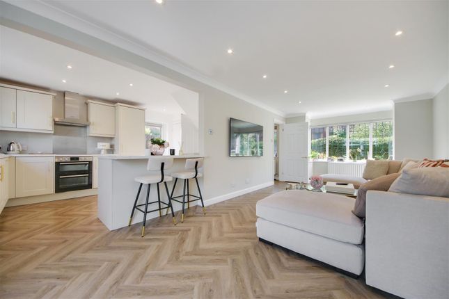 40, King Charles Road, Radlett photo 2