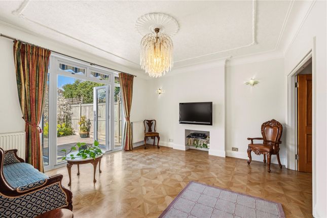 8, Traps Lane, New Malden photo 2