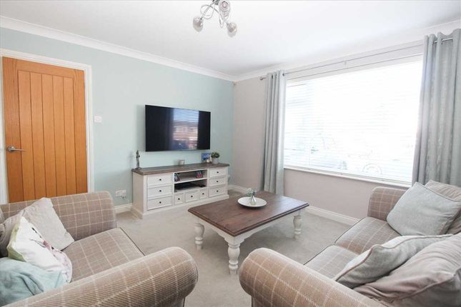 7, Tintagel Close, Cramlington photo 3