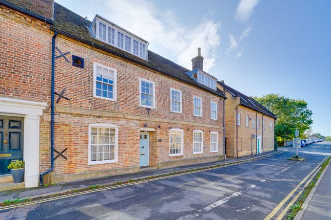 Flat for sale in London Road, St. Ives, Cambridgeshire