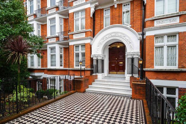 Thumbnail Flat to rent in Abbey Road NW8, St John's Wood, London,