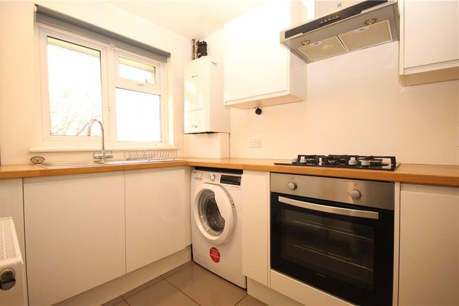 19, Scotts Court, Farnborough photo 2