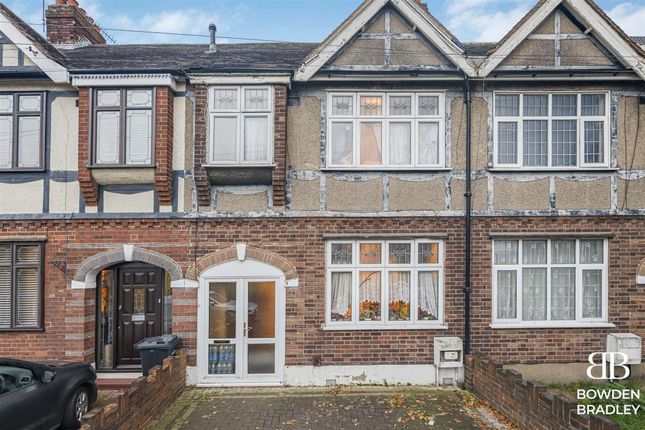 3-bed house on 8 Huxley Drive, Romford, £475,000