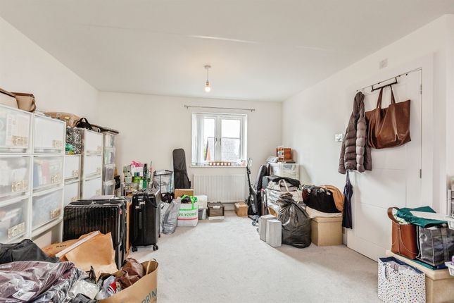 26, Aspen Drive, Bristol photo 3
