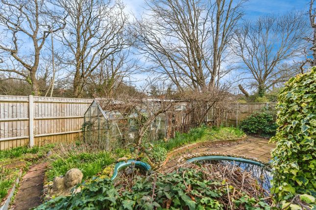 46, Kinross Road, Southampton photo 3