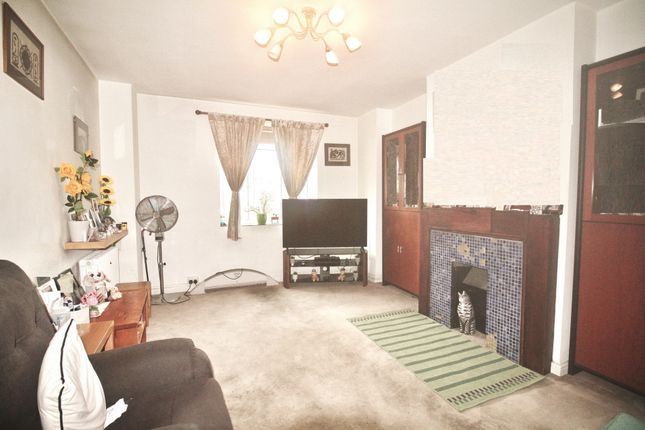 3-bed flat on Flat 348 Latymer Court 28, Hammersmith Road, London, £590,000