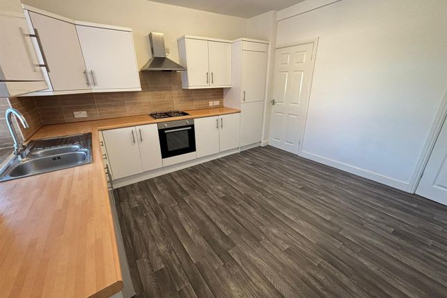 270, Doncaster Road, Barnsley photo 3