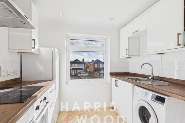 43 Shortridge Court, Witham, Essex photo 3