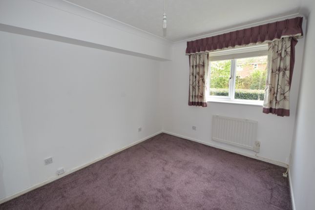 Flat to rent in Cowley Close, Southampton