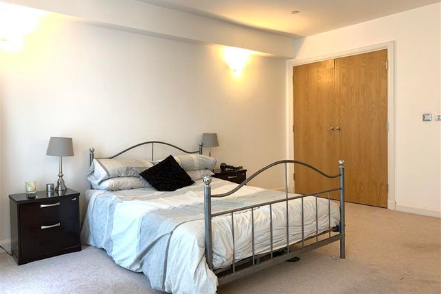 Flat to rent in David Morgan Apartment, Barry Lane, Cardiff CF10